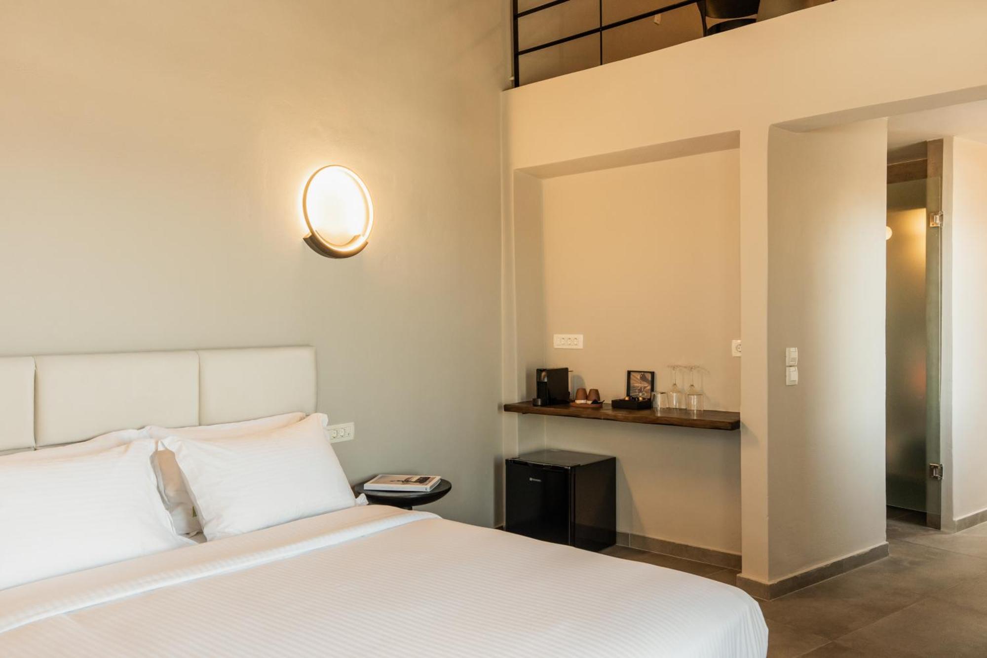 Black Diamond Suites (Adults Only) Акротири Экстерьер фото